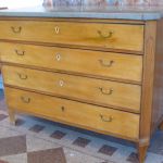 586 7284 CHEST OF DRAWERS